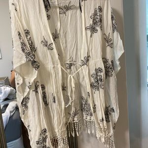 White and black kimono/swim coverup!
